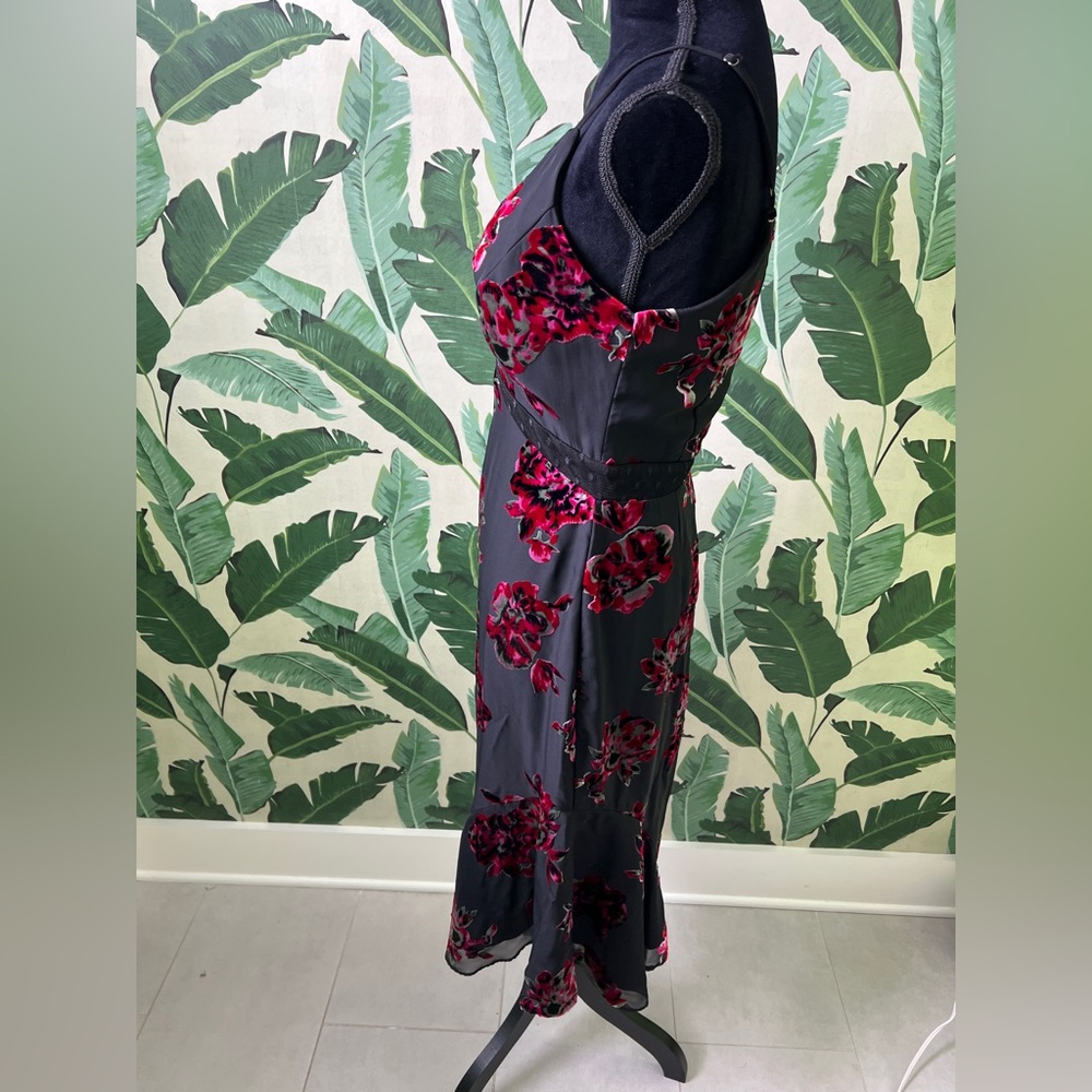 Harilyn Black Strappy Velvet Rose Fit and Flare Dress Womens Small - Picture 8 of 11